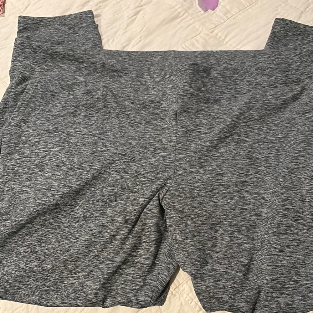 Torrid size 3 NEW  thick and soft leggings grey  # 85